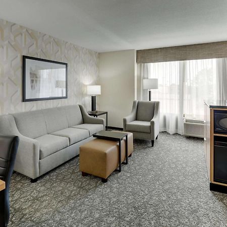 Drury Inn & Suites Birmingham Lakeshore Drive Buitenkant foto