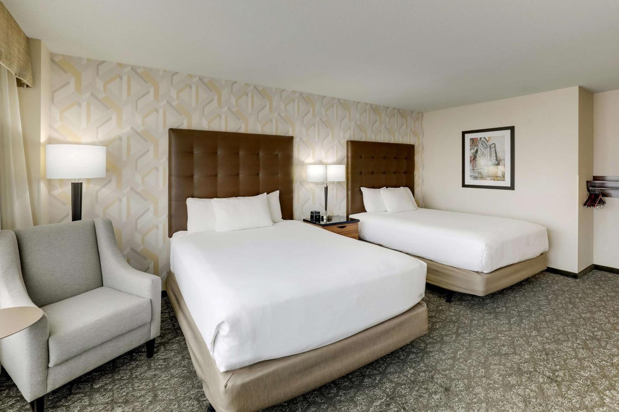 Drury Inn & Suites Birmingham Lakeshore Drive Buitenkant foto