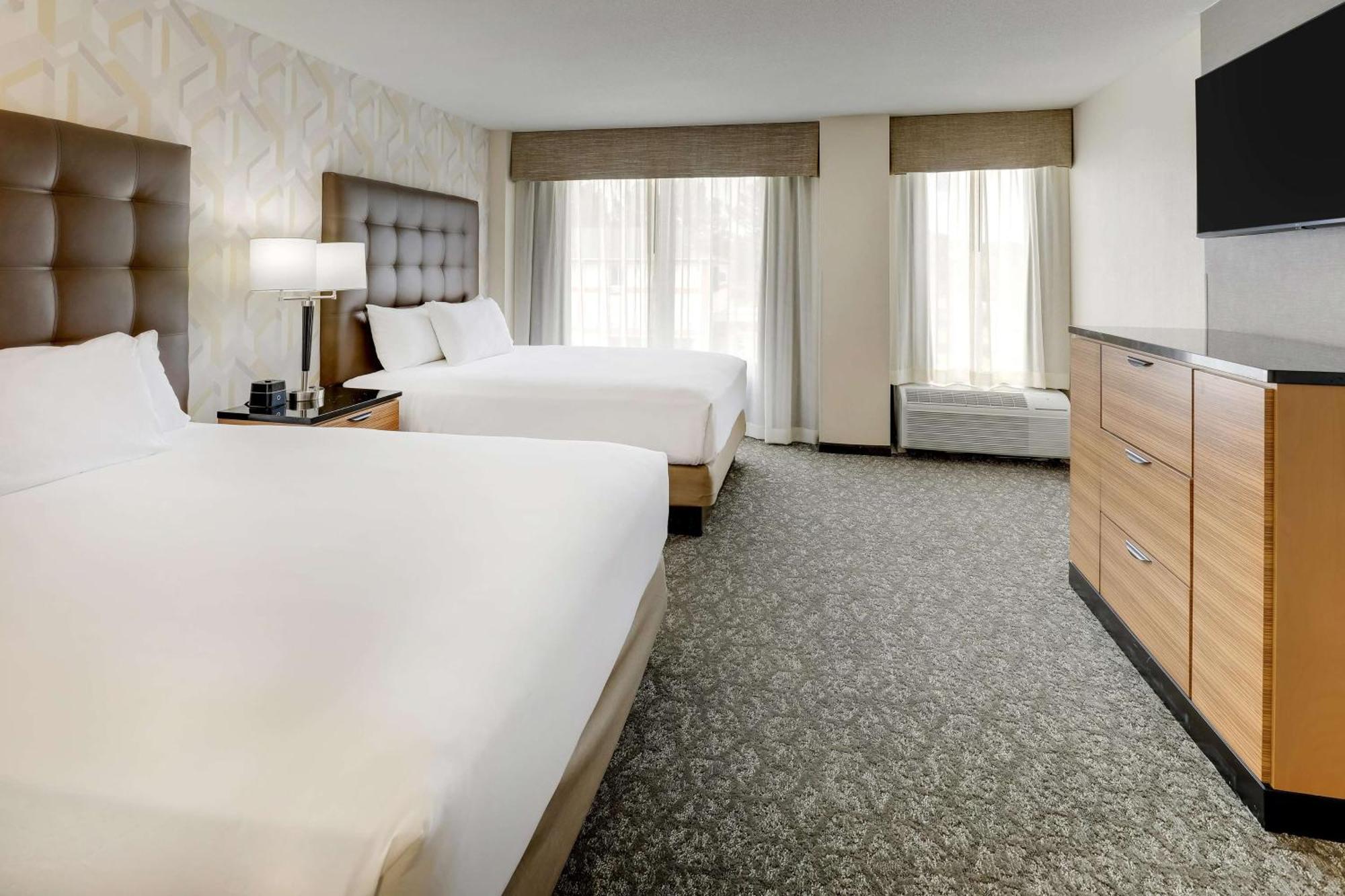 Drury Inn & Suites Birmingham Lakeshore Drive Buitenkant foto